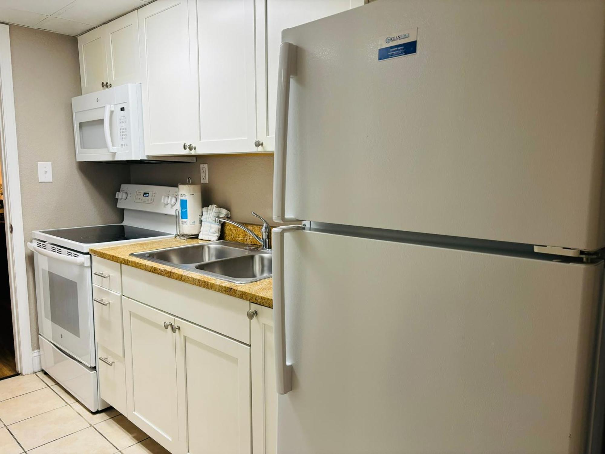 Azure Bliss Oceanfront Condo Sleeps 6 默特尔比奇 外观 照片