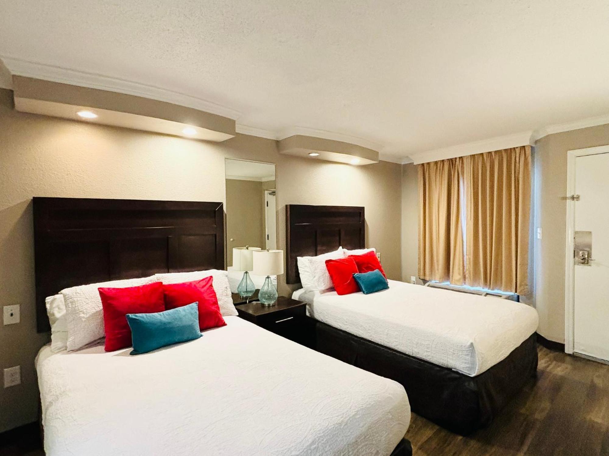 Azure Bliss Oceanfront Condo Sleeps 6 默特尔比奇 外观 照片